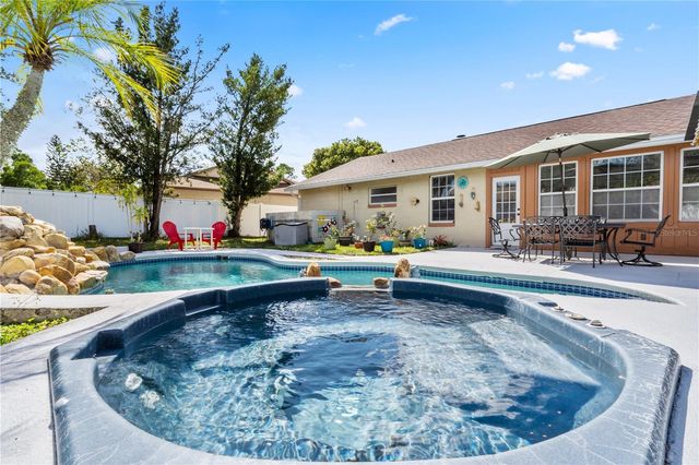 120 GROVE HOLLOW COURT, Sanford, FL 32773