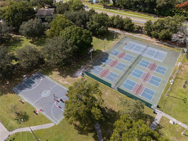 120 GROVE HOLLOW COURT, Sanford, FL 32773