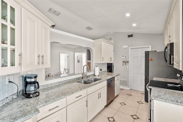 120 GROVE HOLLOW COURT, Sanford, FL 32773