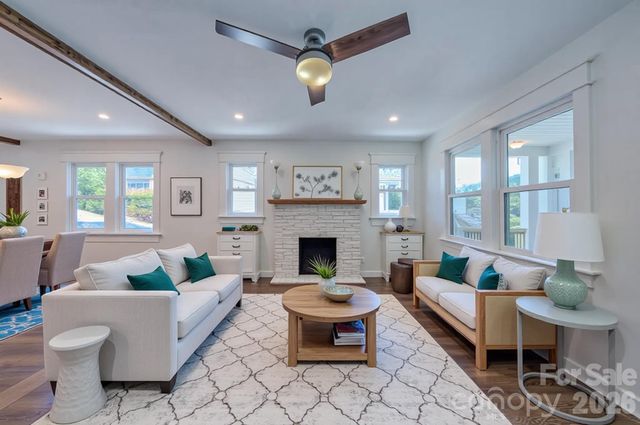 26 Henrietta Street, Asheville, NC 28801