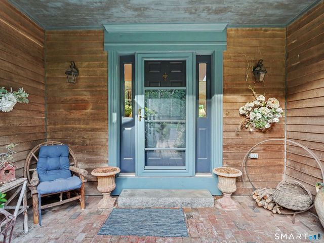 59 Hannah Lane, Monroe, CT 06468