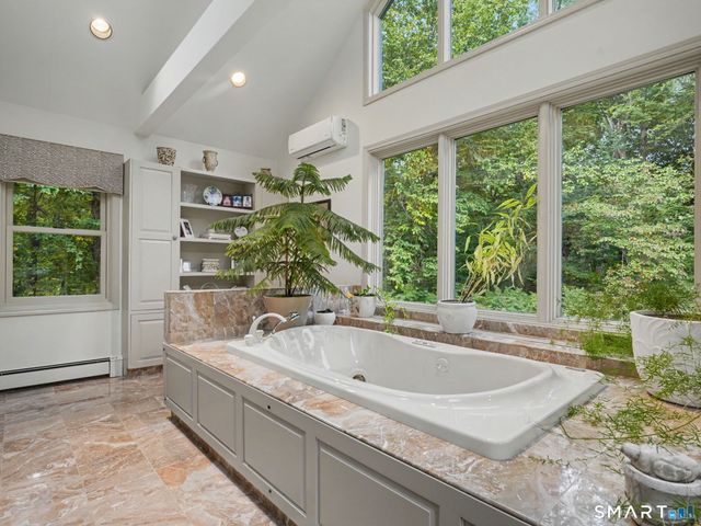 59 Hannah Lane, Monroe, CT 06468