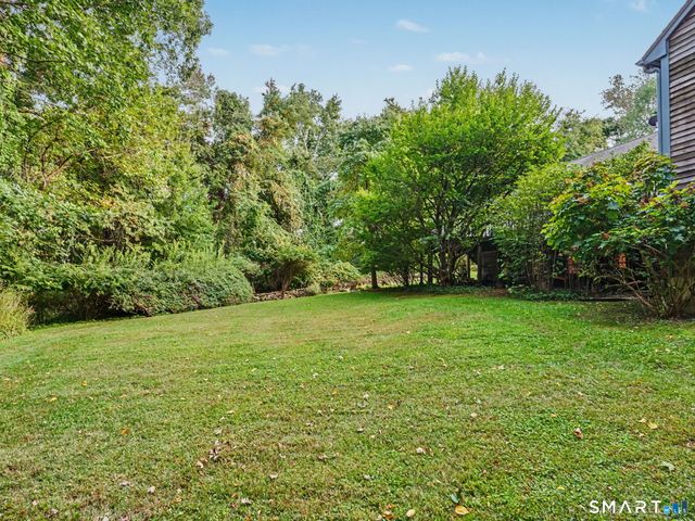 59 Hannah Lane, Monroe, CT 06468