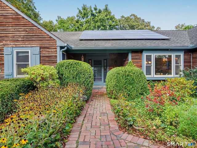 59 Hannah Lane, Monroe, CT 06468
