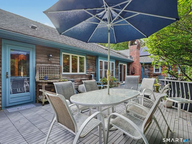 59 Hannah Lane, Monroe, CT 06468