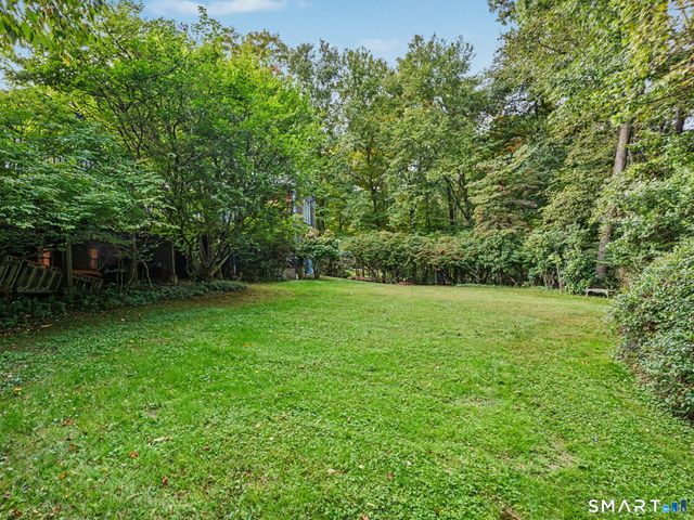 59 Hannah Lane, Monroe, CT 06468
