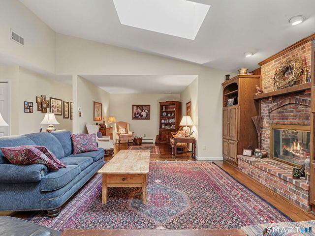 59 Hannah Lane, Monroe, CT 06468