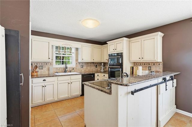 169 Ben Smith Road, Kernersville, NC 27284