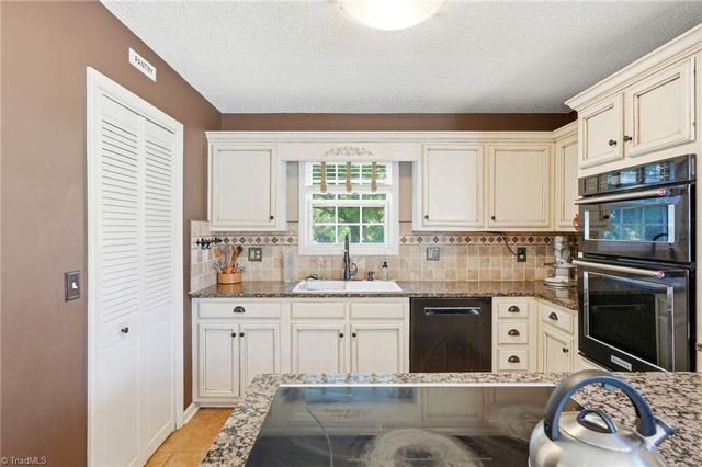 169 Ben Smith Road, Kernersville, NC 27284