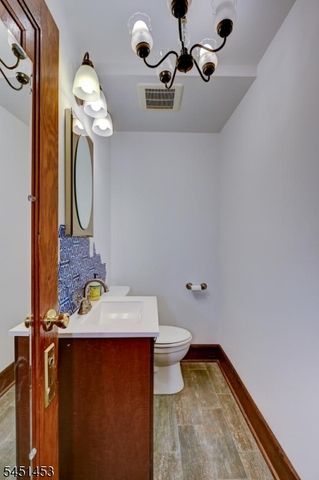 131 Grove St, North Plainfield Boro, NJ 07060