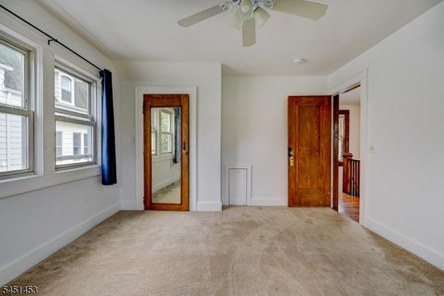 131 Grove St, North Plainfield Boro, NJ 07060