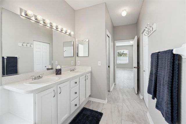 1113 CANE MILL LANE, Bradenton, FL 34212