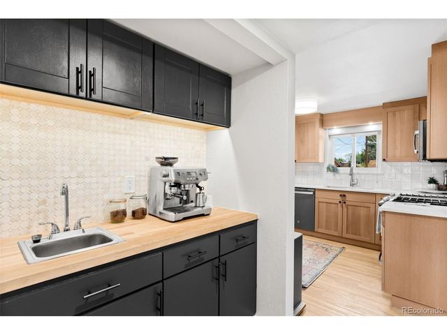 11445 W 77th Dr, Arvada, CO 80005