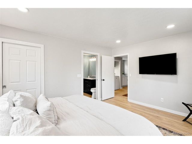 11445 W 77th Dr, Arvada, CO 80005