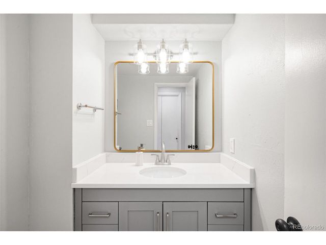 11445 W 77th Dr, Arvada, CO 80005