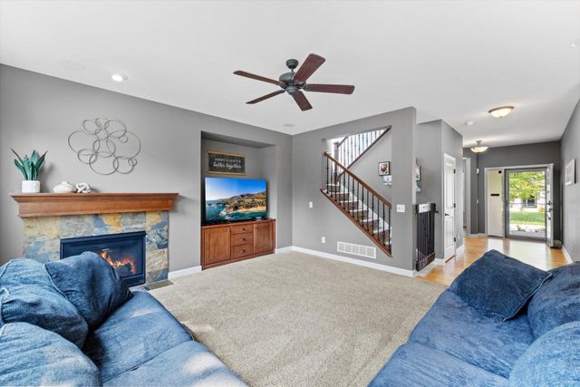 3471 Ridgestone Circle, Woodbury, MN 55129