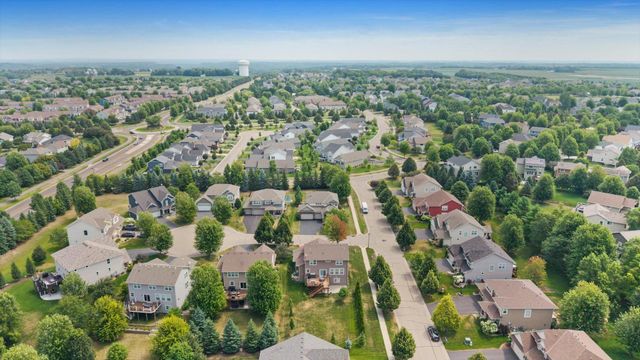 3471 Ridgestone Circle, Woodbury, MN 55129