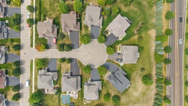3471 Ridgestone Circle, Woodbury, MN 55129