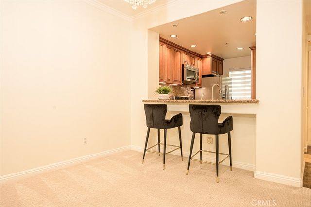 2233 Martin 311, Irvine, CA 92612