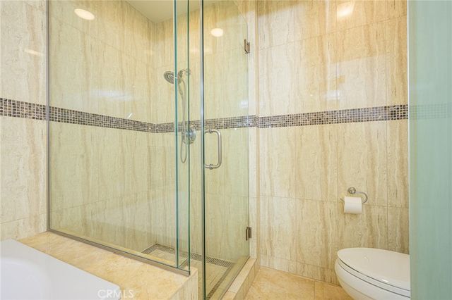 2233 Martin 311, Irvine, CA 92612