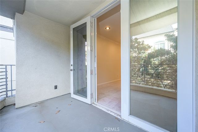 2233 Martin 311, Irvine, CA 92612