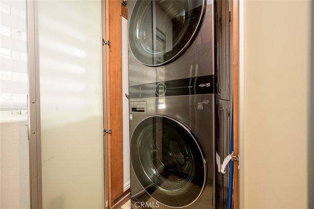 2233 Martin 311, Irvine, CA 92612