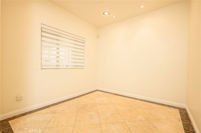 2233 Martin 311, Irvine, CA 92612