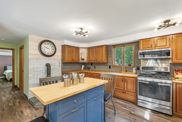 68 Sunset Road, Alexandria, NH 03222