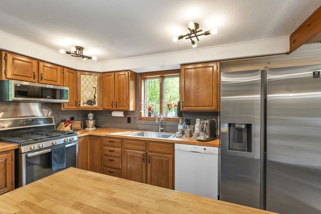 68 Sunset Road, Alexandria, NH 03222