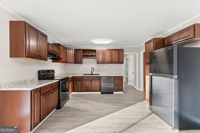 389 Skyline Drive, Toccoa, GA 30577