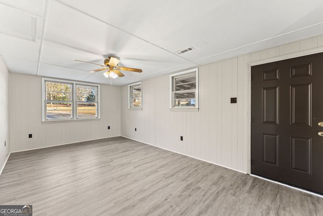 389 Skyline Drive, Toccoa, GA 30577