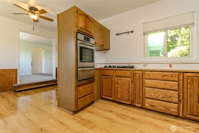 10082 Des Moines Memorial Drive S, Seattle, WA 98168