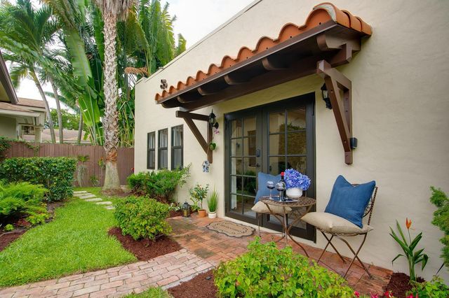 3505 Poinsettia Avenue, West Palm Beach, FL 33407