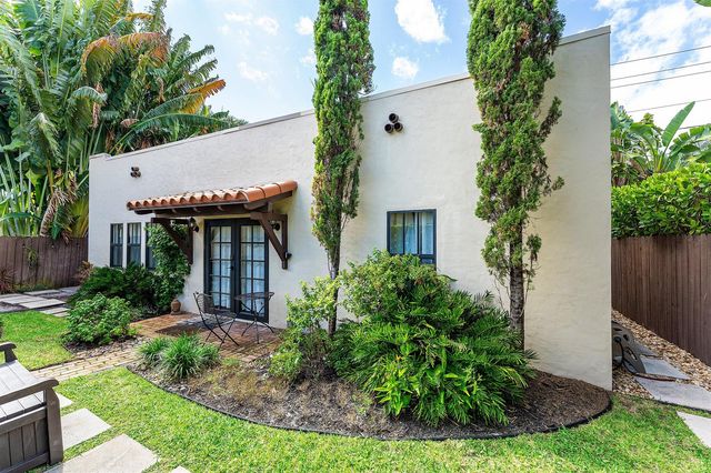 3505 Poinsettia Avenue, West Palm Beach, FL 33407