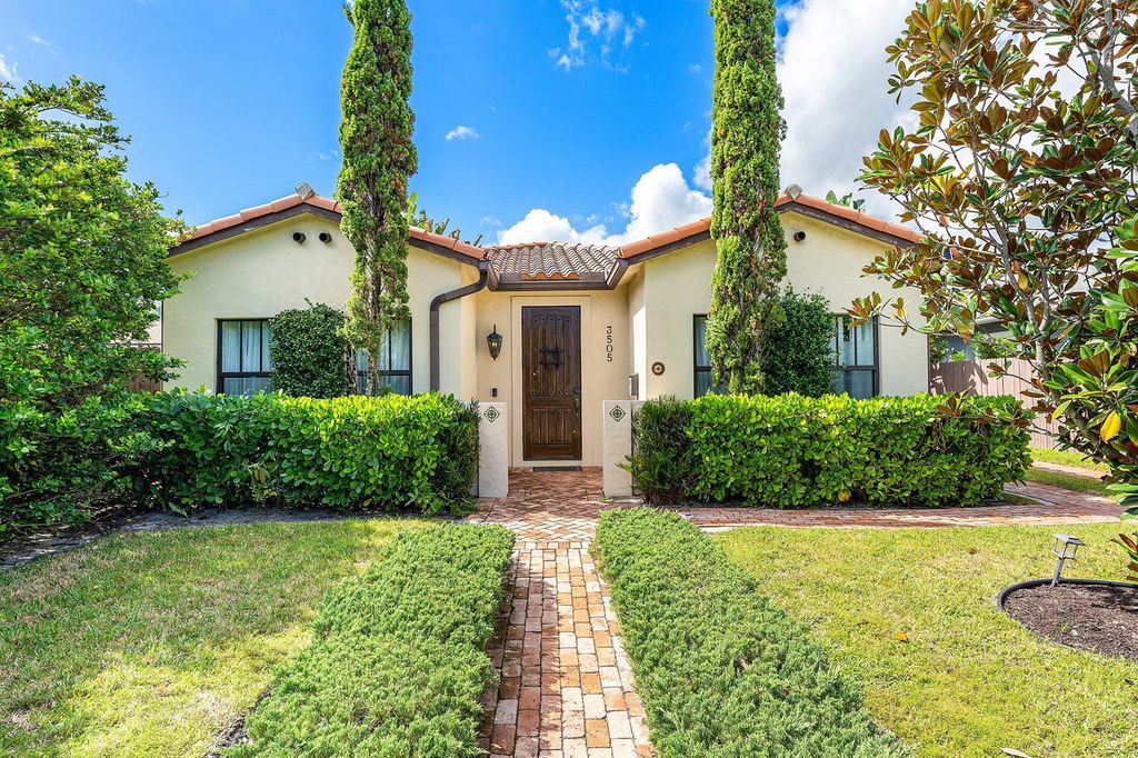 3505 Poinsettia Avenue, West Palm Beach, FL 33407