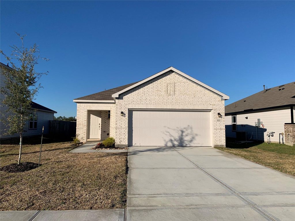 810 Brookside Drive, Dayton, TX 77535