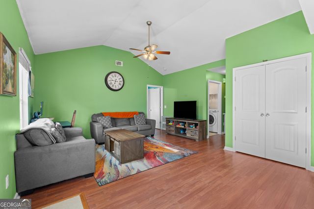 160 Sandalwood Circle, Statesboro, GA 30458