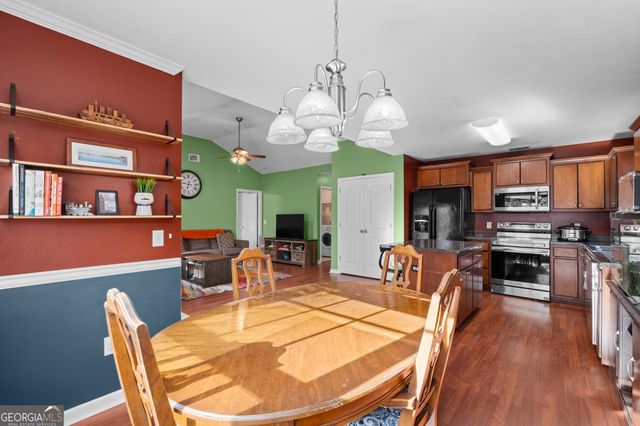 160 Sandalwood Circle, Statesboro, GA 30458