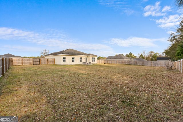 160 Sandalwood Circle, Statesboro, GA 30458