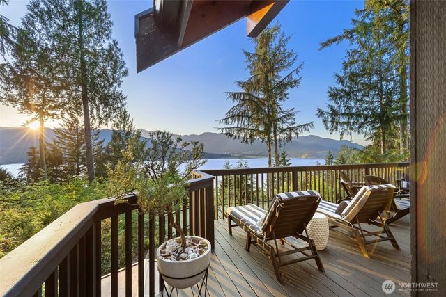 19748 NW Stavis Bay Road, Seabeck, WA 98380