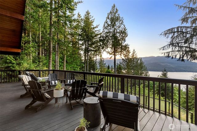 19748 NW Stavis Bay Road, Seabeck, WA 98380
