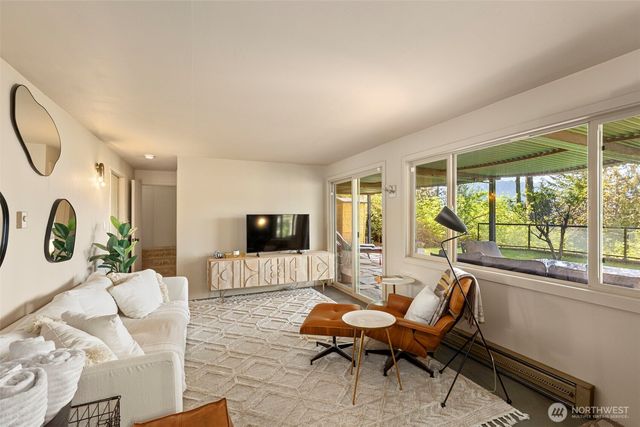 19748 NW Stavis Bay Road, Seabeck, WA 98380