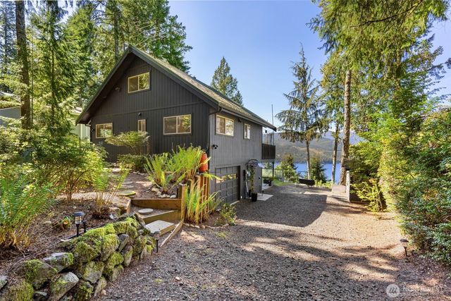 19748 NW Stavis Bay Road, Seabeck, WA 98380