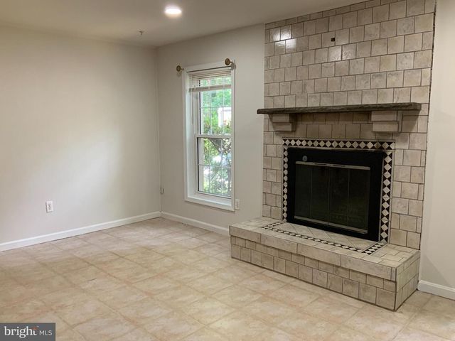 4618 BRIAR PATCH CT, Fairfax, VA 22032