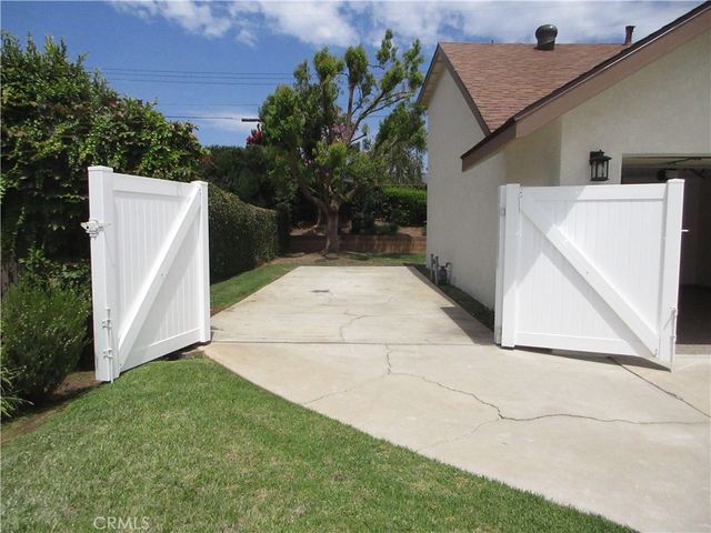 553 E Bellgrove Street, San Dimas, CA 91773