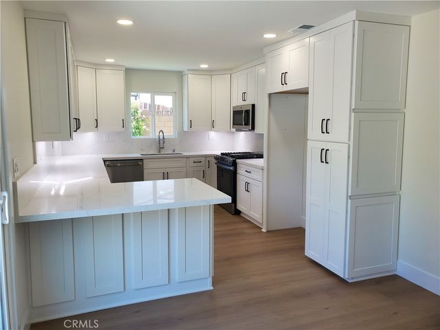 553 E Bellgrove Street, San Dimas, CA 91773