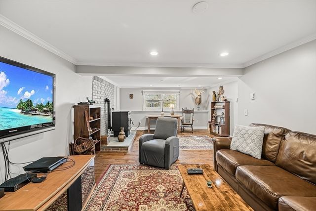 15 Skyline, Rutland, MA 01543