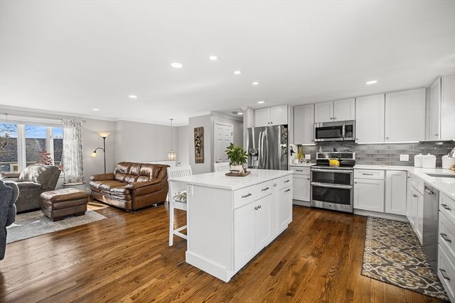 15 Skyline, Rutland, MA 01543