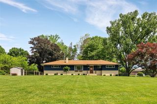 468 Fairlane Blvd, Big Beaver, PA 16141