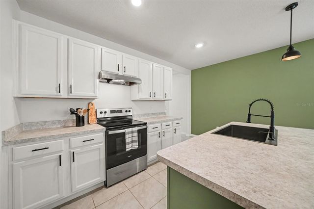 6784 HUNTLEIGH HAMMOCK ROAD, St Cloud, FL 34773